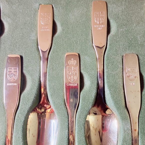 ✔️Canadian gold plated spoon collection Vintage - Picture 8 of 10